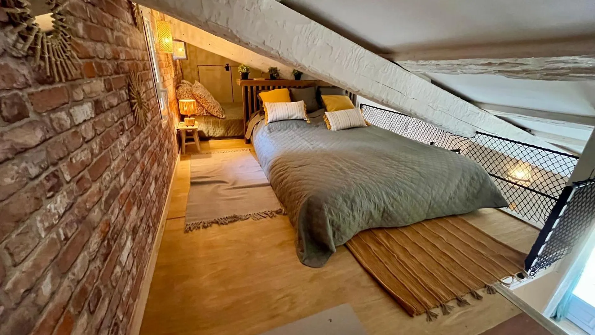 La Maison D'Eddy Et Caro Aux Portes Du Verdon Trigance 0*,  France