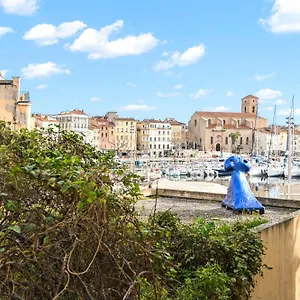 Un T3 Sur Le Port De Appartement